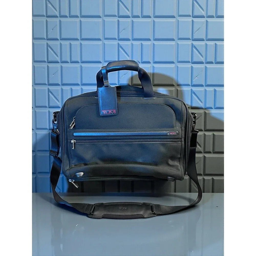 Tumi Alpha Expandable Nylon Carryon Tote Style#22121D4 18” x 11.5”